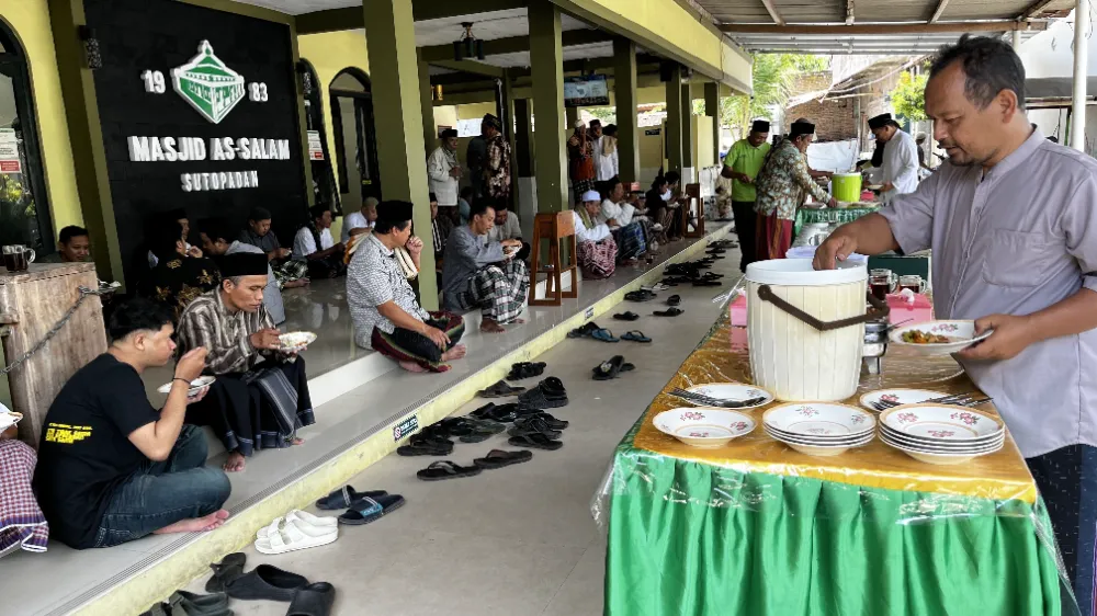 Kebersamaan Jamaah Jumat