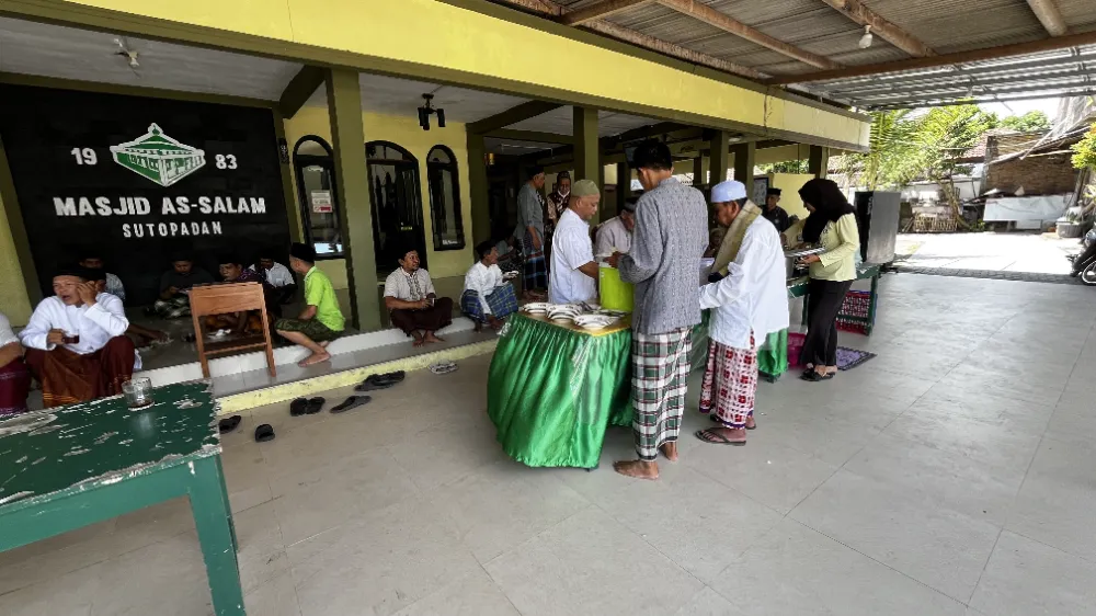 Suasana Hidangan Bersama