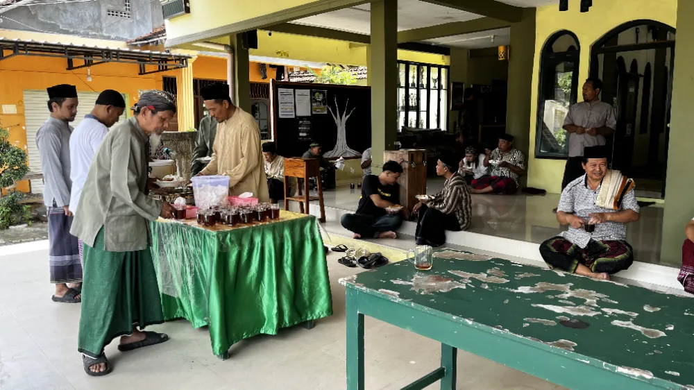 Distribusi Makan Gratis